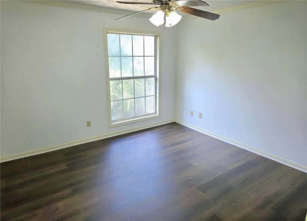3160 Seven Pines Court Unit 302, Atlanta, Georgia 30339, 1 Bedroom Bedrooms, ,1 BathroomBathrooms,Residential,For Sale,3160 Seven Pines Court Unit 302,7647456