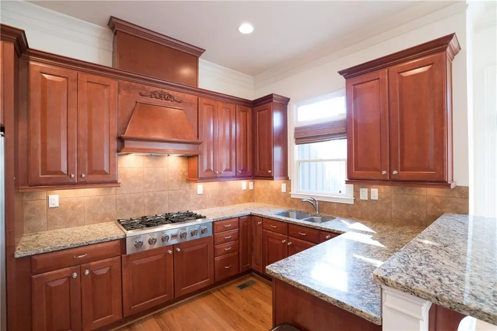 390 Mystic Ridge Lane, Atlanta, Georgia 30342, 4 Bedrooms Bedrooms, ,3 BathroomsBathrooms,Residential,Sold,390 Mystic Ridge Lane,6878123