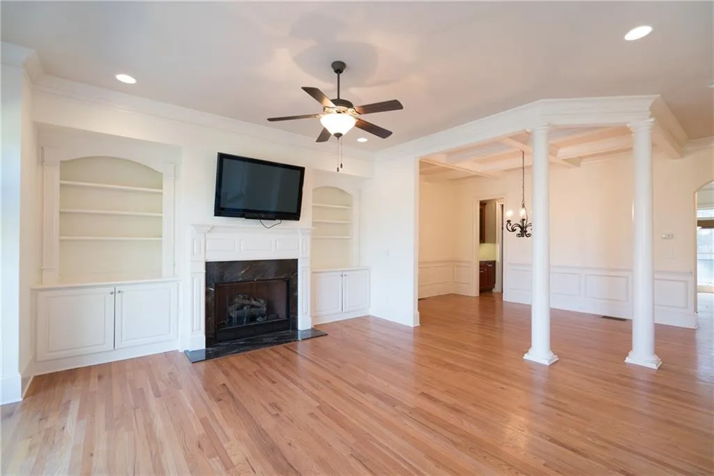 390 Mystic Ridge Lane, Atlanta, Georgia 30342, 4 Bedrooms Bedrooms, ,3 BathroomsBathrooms,Residential,Sold,390 Mystic Ridge Lane,6878123