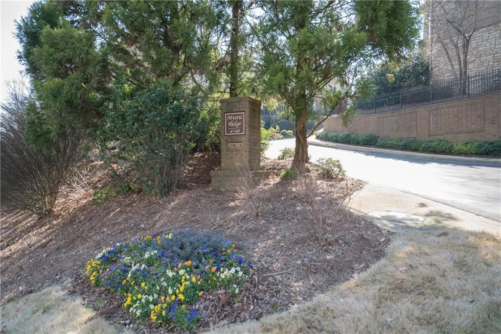 390 Mystic Ridge Lane, Atlanta, Georgia 30342, 4 Bedrooms Bedrooms, ,3 BathroomsBathrooms,Residential,Sold,390 Mystic Ridge Lane,6878123