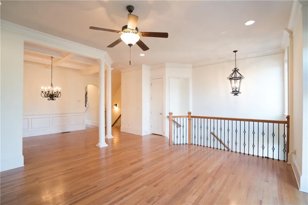 390 Mystic Ridge Lane, Atlanta, Georgia 30342, 4 Bedrooms Bedrooms, ,3 BathroomsBathrooms,Residential,Sold,390 Mystic Ridge Lane,6878123