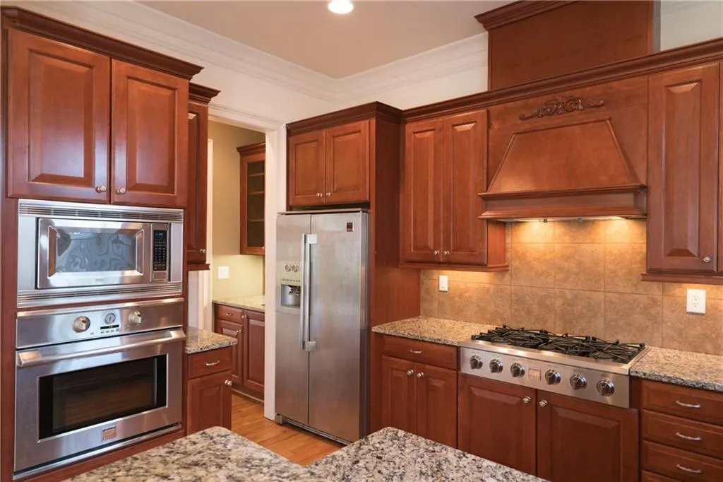 390 Mystic Ridge Lane, Atlanta, Georgia 30342, 4 Bedrooms Bedrooms, ,3 BathroomsBathrooms,Residential,Sold,390 Mystic Ridge Lane,6878123