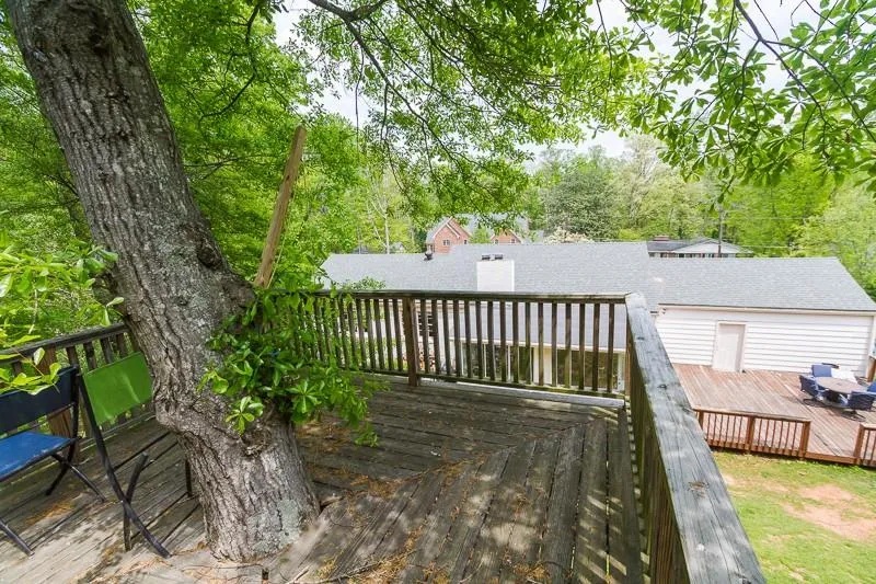 6310 Hunting Creek Road, Sandy Springs, Georgia 30328, 3 Bedrooms Bedrooms, ,2 BathroomsBathrooms,Residential,Sold,6310 Hunting Creek Road,5833071
