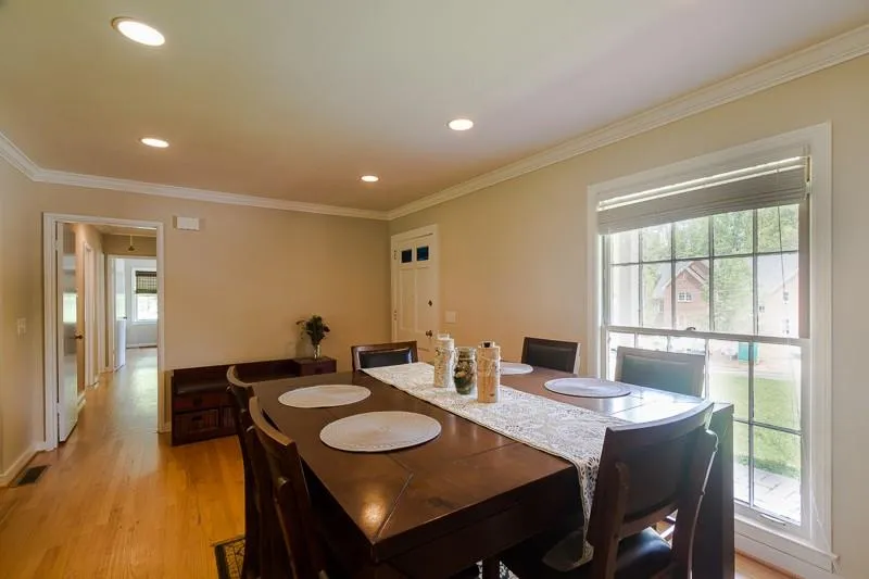 6310 Hunting Creek Road, Sandy Springs, Georgia 30328, 3 Bedrooms Bedrooms, ,2 BathroomsBathrooms,Residential,Sold,6310 Hunting Creek Road,5833071