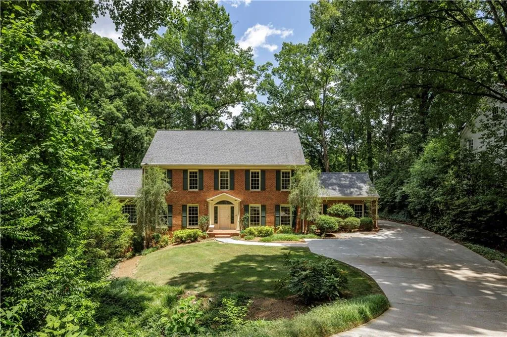 6510 River Chase Circle, Atlanta, Georgia 30328, 4 Bedrooms Bedrooms, ,3 BathroomsBathrooms,Residential,Sold,6510 River Chase Circle,7409693