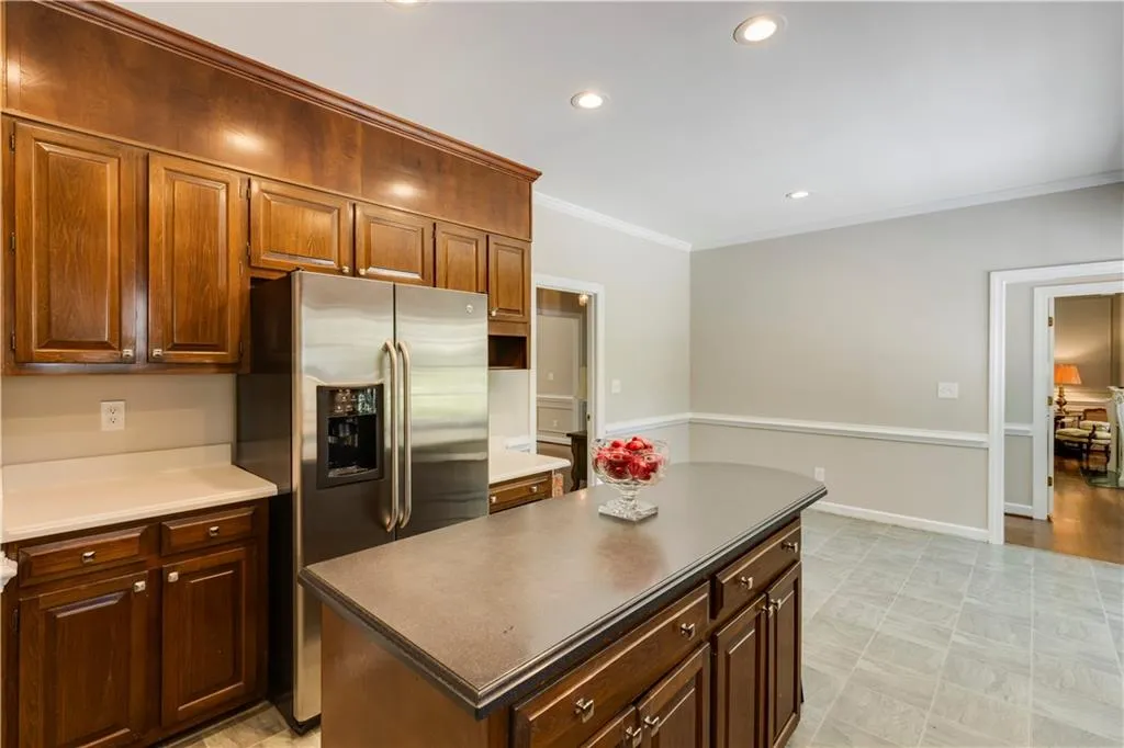 6510 River Chase Circle, Atlanta, Georgia 30328, 4 Bedrooms Bedrooms, ,3 BathroomsBathrooms,Residential,Sold,6510 River Chase Circle,7409693