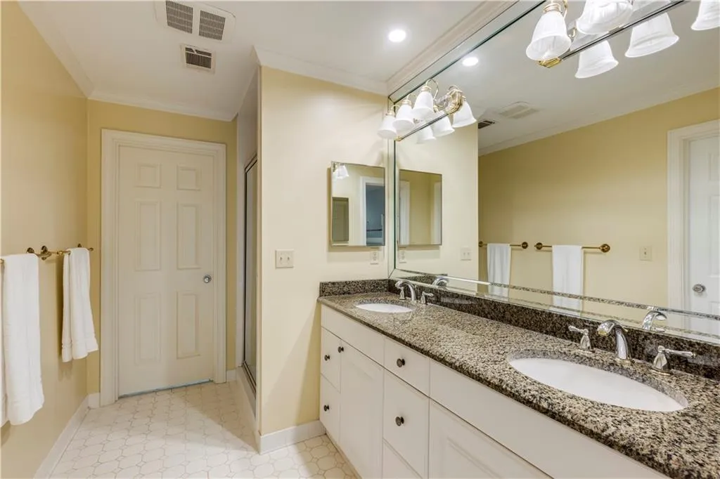 6510 River Chase Circle, Atlanta, Georgia 30328, 4 Bedrooms Bedrooms, ,3 BathroomsBathrooms,Residential,Sold,6510 River Chase Circle,7409693