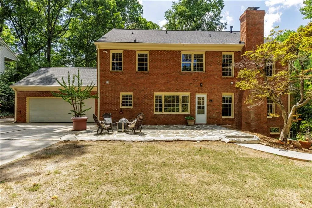 6510 River Chase Circle, Atlanta, Georgia 30328, 4 Bedrooms Bedrooms, ,3 BathroomsBathrooms,Residential,Sold,6510 River Chase Circle,7409693