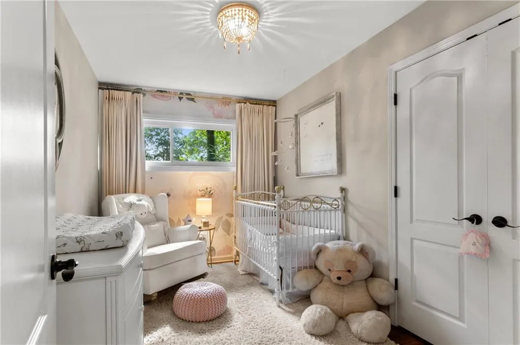 464 Carolwood Lane, Atlanta, Georgia 30342, 3 Bedrooms Bedrooms, ,2 BathroomsBathrooms,Residential,Sold,464 Carolwood Lane,6940482 464 Carolwood Lane, Atlanta, Georgia 30342, 3 Bedrooms Bedrooms, ,2 BathroomsBathrooms,Residential,Sold,464 Carolwood Lane,6940482