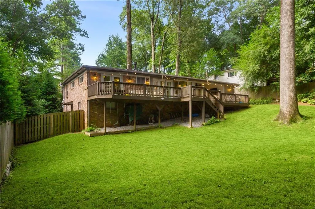 464 Carolwood Lane, Atlanta, Georgia 30342, 3 Bedrooms Bedrooms, ,2 BathroomsBathrooms,Residential,Sold,464 Carolwood Lane,6940482 464 Carolwood Lane, Atlanta, Georgia 30342, 3 Bedrooms Bedrooms, ,2 BathroomsBathrooms,Residential,Sold,464 Carolwood Lane,6940482