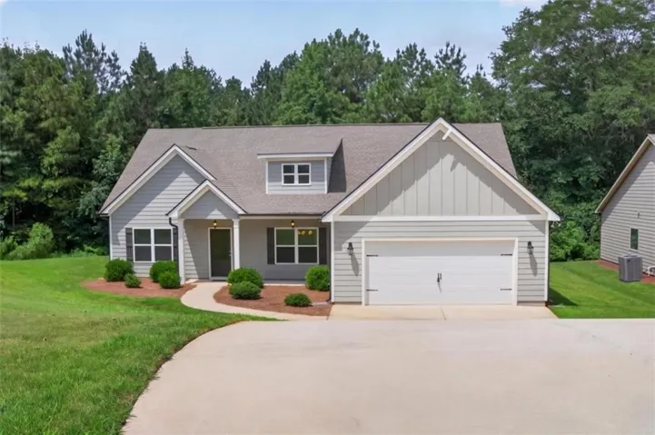 137 Holtz Drive, Carrollton, Georgia 30117
