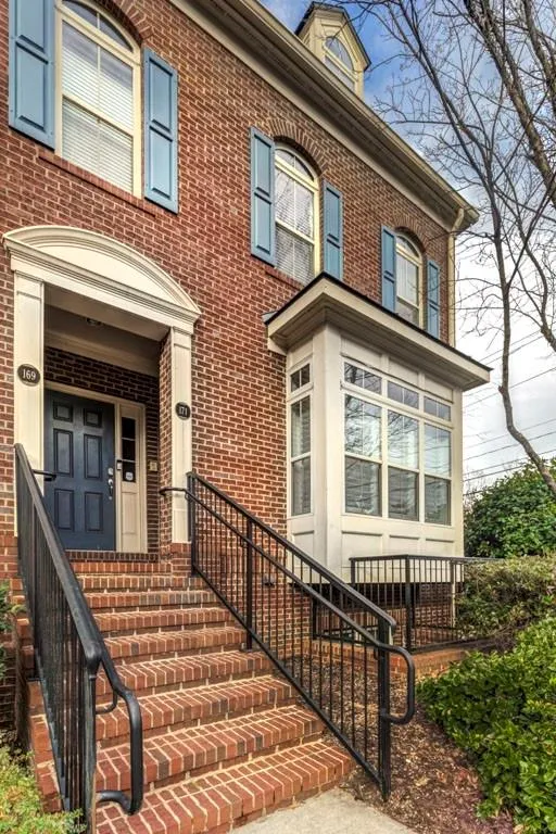 171 Le Gran Court, Sandy Springs, Georgia 30328, 2 Bedrooms Bedrooms, ,2 BathroomsBathrooms,Residential,Sold,171 Le Gran Court,6666640