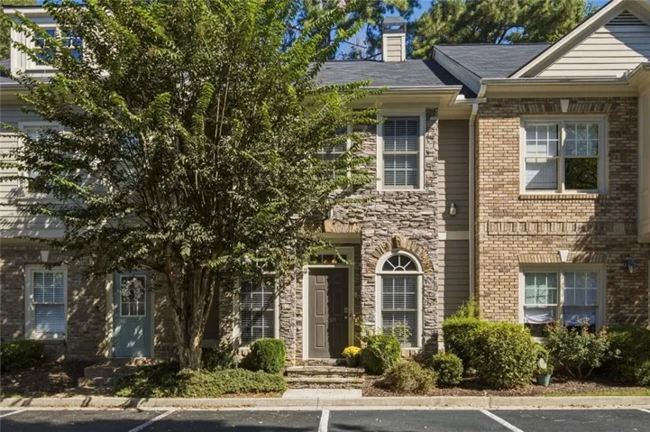 1248 Harris Commons Place, Roswell, Georgia 30076