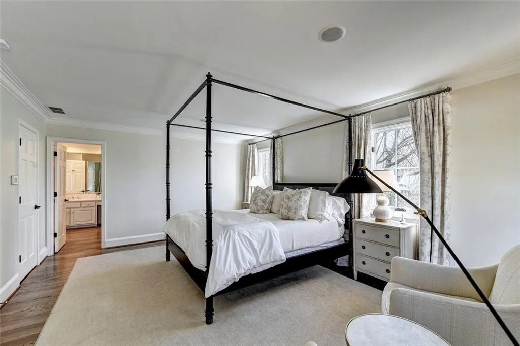 8980 River Run, Atlanta, Georgia 30350, 4 Bedrooms Bedrooms, ,3 BathroomsBathrooms,Residential,Sold,8980 River Run,7027424