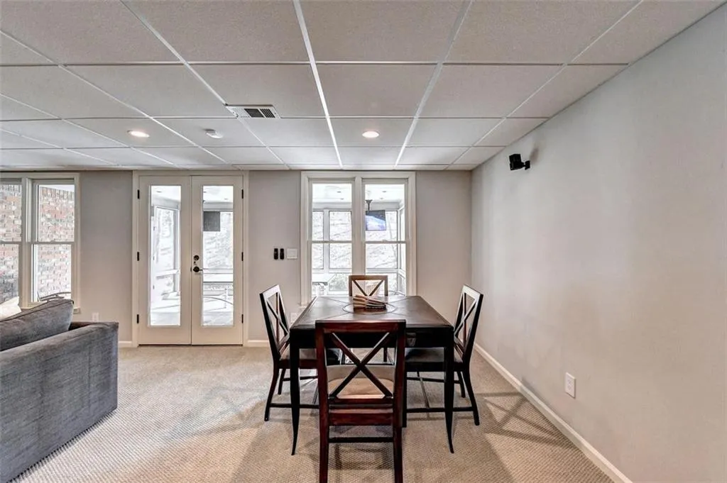 8980 River Run, Atlanta, Georgia 30350, 4 Bedrooms Bedrooms, ,3 BathroomsBathrooms,Residential,Sold,8980 River Run,7027424