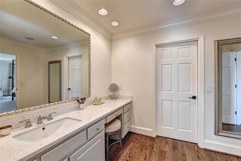 8980 River Run, Atlanta, Georgia 30350, 4 Bedrooms Bedrooms, ,3 BathroomsBathrooms,Residential,Sold,8980 River Run,7027424