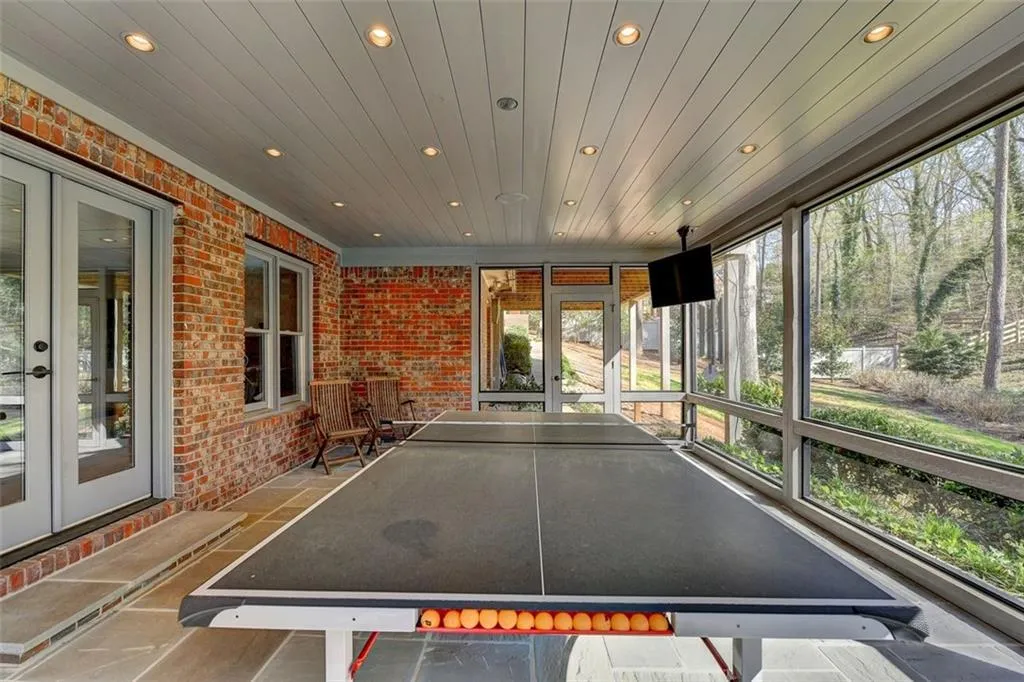 8980 River Run, Atlanta, Georgia 30350, 4 Bedrooms Bedrooms, ,3 BathroomsBathrooms,Residential,Sold,8980 River Run,7027424