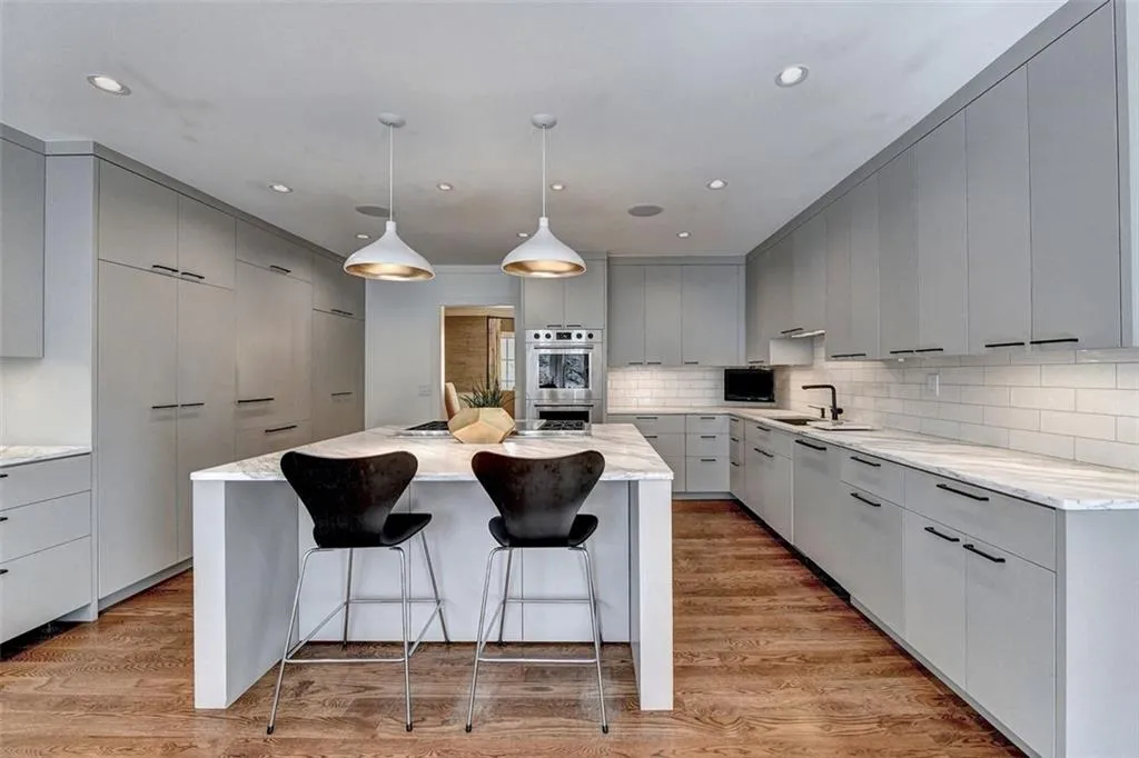 8980 River Run, Atlanta, Georgia 30350, 4 Bedrooms Bedrooms, ,3 BathroomsBathrooms,Residential,Sold,8980 River Run,7027424