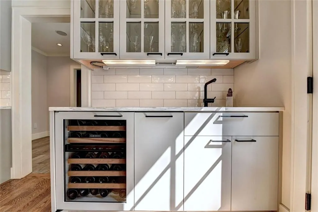 8980 River Run, Atlanta, Georgia 30350, 4 Bedrooms Bedrooms, ,3 BathroomsBathrooms,Residential,Sold,8980 River Run,7027424