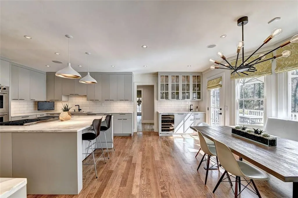 8980 River Run, Atlanta, Georgia 30350, 4 Bedrooms Bedrooms, ,3 BathroomsBathrooms,Residential,Sold,8980 River Run,7027424