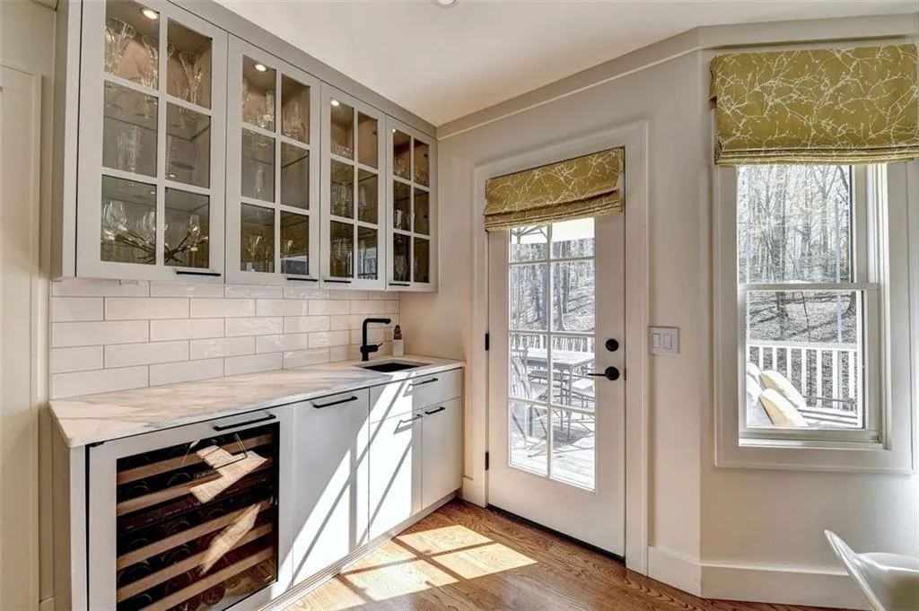 8980 River Run, Atlanta, Georgia 30350, 4 Bedrooms Bedrooms, ,3 BathroomsBathrooms,Residential,Sold,8980 River Run,7027424