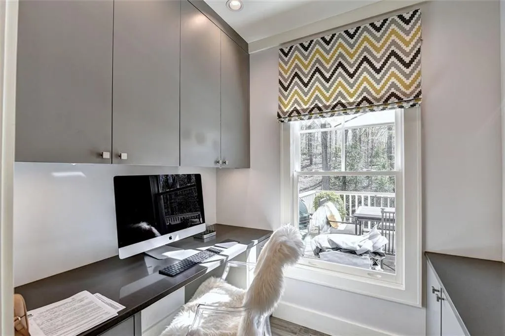 8980 River Run, Atlanta, Georgia 30350, 4 Bedrooms Bedrooms, ,3 BathroomsBathrooms,Residential,Sold,8980 River Run,7027424