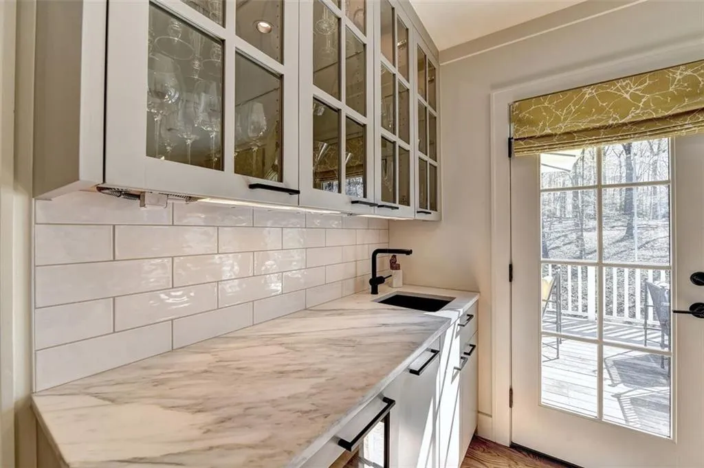 8980 River Run, Atlanta, Georgia 30350, 4 Bedrooms Bedrooms, ,3 BathroomsBathrooms,Residential,Sold,8980 River Run,7027424