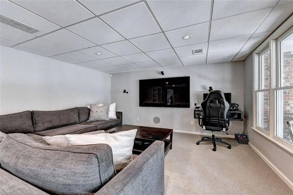 8980 River Run, Atlanta, Georgia 30350, 4 Bedrooms Bedrooms, ,3 BathroomsBathrooms,Residential,Sold,8980 River Run,7027424