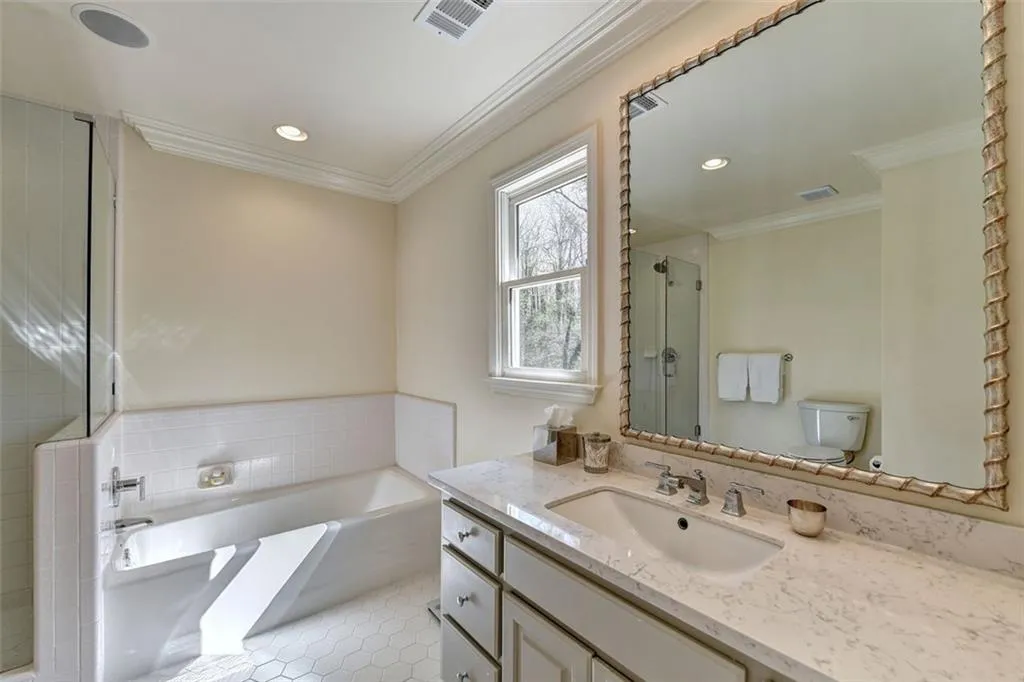 8980 River Run, Atlanta, Georgia 30350, 4 Bedrooms Bedrooms, ,3 BathroomsBathrooms,Residential,Sold,8980 River Run,7027424