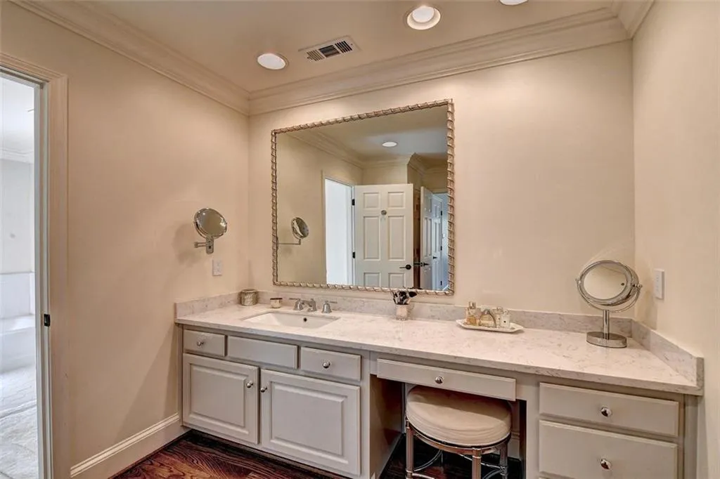 8980 River Run, Atlanta, Georgia 30350, 4 Bedrooms Bedrooms, ,3 BathroomsBathrooms,Residential,Sold,8980 River Run,7027424