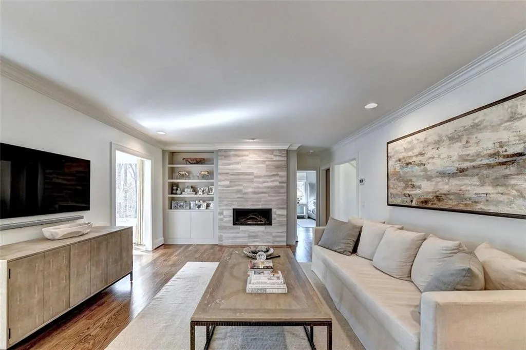 8980 River Run, Atlanta, Georgia 30350, 4 Bedrooms Bedrooms, ,3 BathroomsBathrooms,Residential,Sold,8980 River Run,7027424