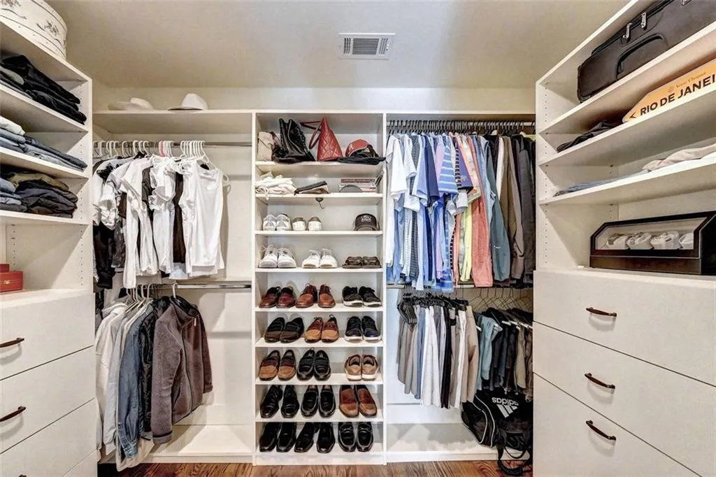 8980 River Run, Atlanta, Georgia 30350, 4 Bedrooms Bedrooms, ,3 BathroomsBathrooms,Residential,Sold,8980 River Run,7027424