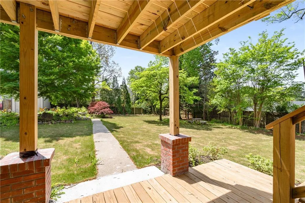 490 Rock Springs Road Ne, Atlanta, Georgia 30324, 4 Bedrooms Bedrooms, ,4 BathroomsBathrooms,Residential,For Sale,490 Rock Springs Road Ne,7610661