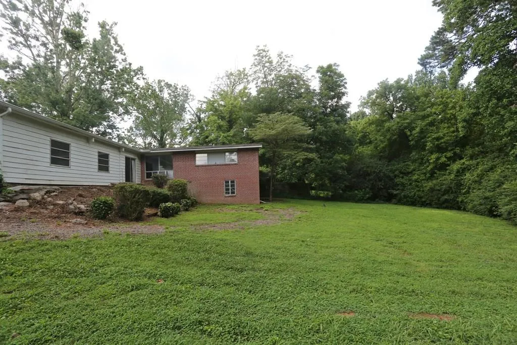 6436 N Hampton Drive Ne, Sandy Springs, Georgia 30328, 4 Bedrooms Bedrooms, ,2 BathroomsBathrooms,Residential,Sold,6436 N Hampton Drive Ne,5876672