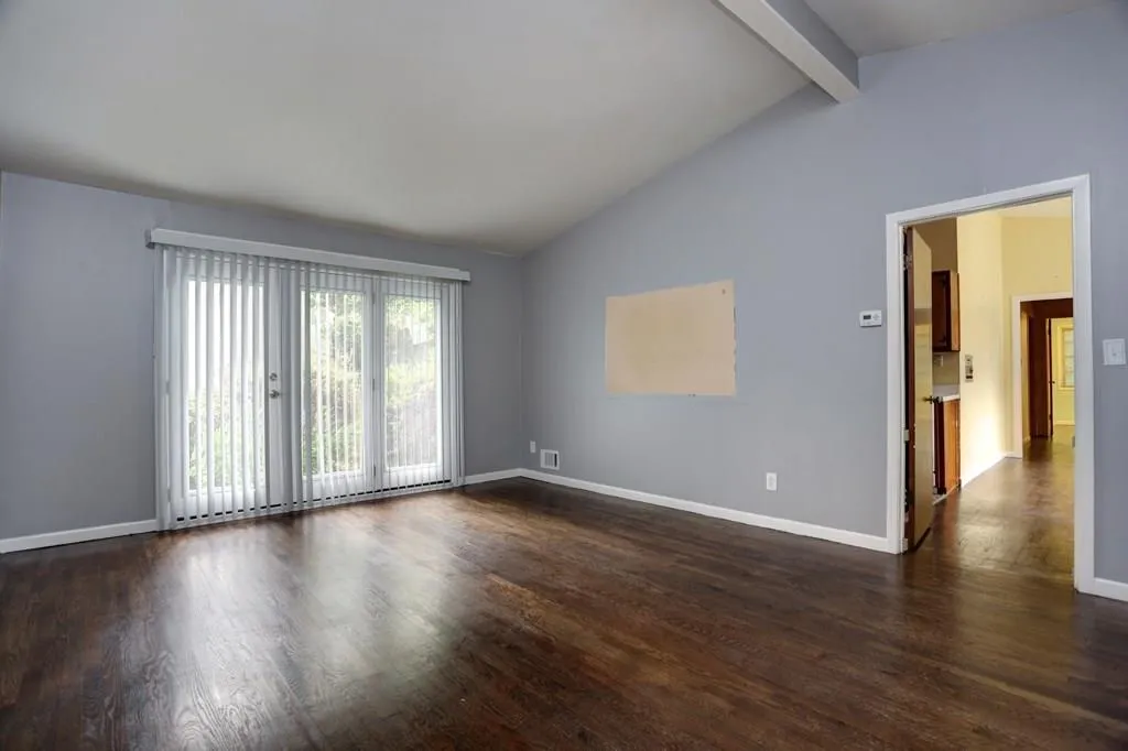 6436 N Hampton Drive Ne, Sandy Springs, Georgia 30328, 4 Bedrooms Bedrooms, ,2 BathroomsBathrooms,Residential,Sold,6436 N Hampton Drive Ne,5876672