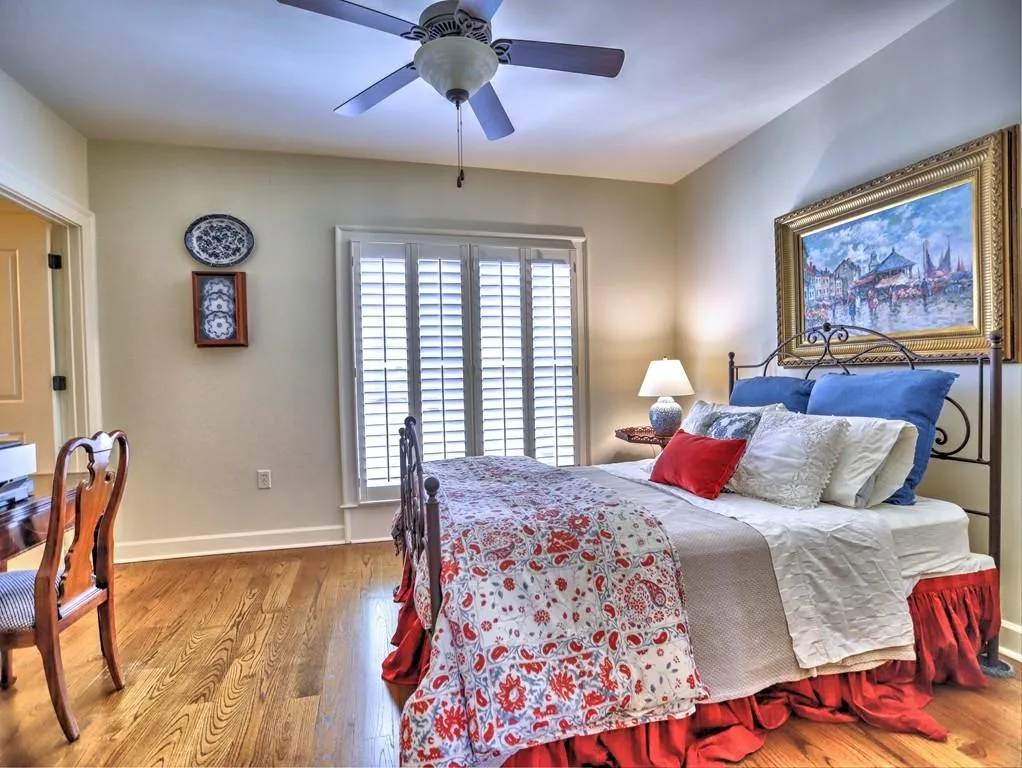 605 Riverlawn Court, Atlanta, Georgia 30339, 3 Bedrooms Bedrooms, ,3 BathroomsBathrooms,Residential,Sold,605 Riverlawn Court,7021835