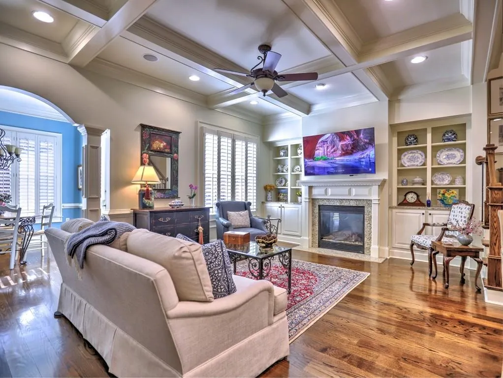 605 Riverlawn Court, Atlanta, Georgia 30339, 3 Bedrooms Bedrooms, ,3 BathroomsBathrooms,Residential,Sold,605 Riverlawn Court,7021835