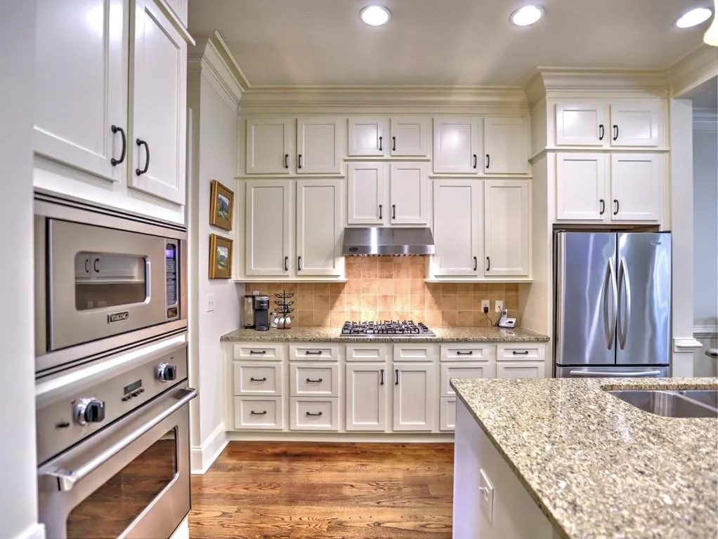 605 Riverlawn Court, Atlanta, Georgia 30339, 3 Bedrooms Bedrooms, ,3 BathroomsBathrooms,Residential,Sold,605 Riverlawn Court,7021835