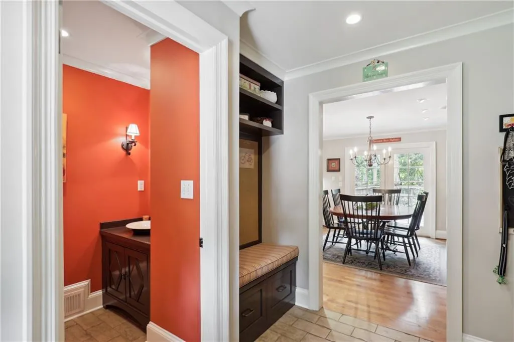 94 River Park Drive, Sandy Springs, Georgia 30328, 5 Bedrooms Bedrooms, ,4 BathroomsBathrooms,Residential,Sold,94 River Park Drive,7074026
