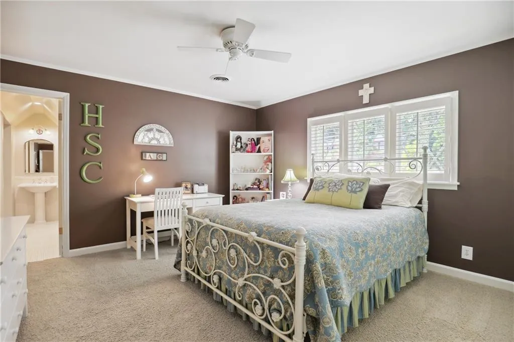 94 River Park Drive, Sandy Springs, Georgia 30328, 5 Bedrooms Bedrooms, ,4 BathroomsBathrooms,Residential,Sold,94 River Park Drive,7074026