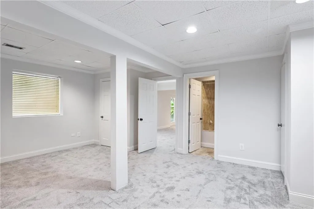 5098 Riverview Road, Atlanta, Georgia 30327, 4 Bedrooms Bedrooms, ,4 BathroomsBathrooms,Residential,For Sale,5098 Riverview Road,7657917