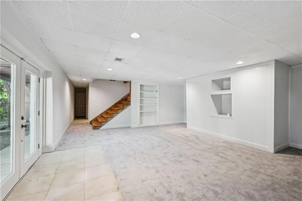 5098 Riverview Road, Atlanta, Georgia 30327, 4 Bedrooms Bedrooms, ,4 BathroomsBathrooms,Residential,For Sale,5098 Riverview Road,7657917