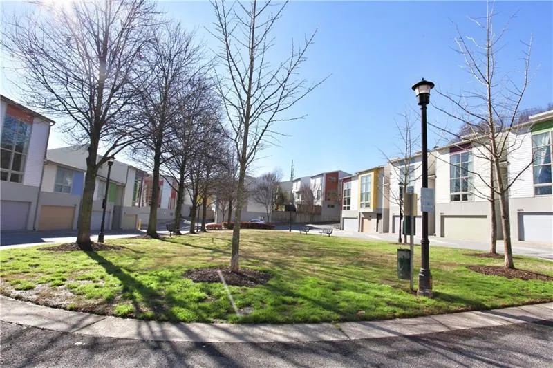 1276 Eames Green Nw, Atlanta, Georgia 30318, 2 Bedrooms Bedrooms, ,2 BathroomsBathrooms,Residential,Sold,1276 Eames Green Nw,5972117