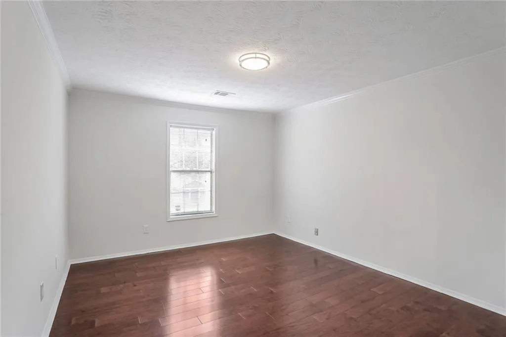 204 Natchez Trace, Sandy Springs, Georgia 30350, 2 Bedrooms Bedrooms, ,1 BathroomBathrooms,Residential,Sold,204 Natchez Trace,7520148