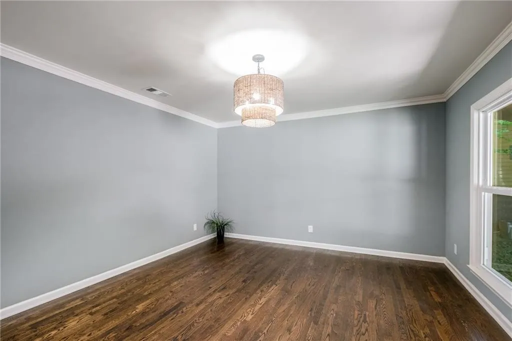 510 Elden Drive, Atlanta, Georgia 30342, 4 Bedrooms Bedrooms, ,2 BathroomsBathrooms,Residential,Sold,510 Elden Drive,7403532