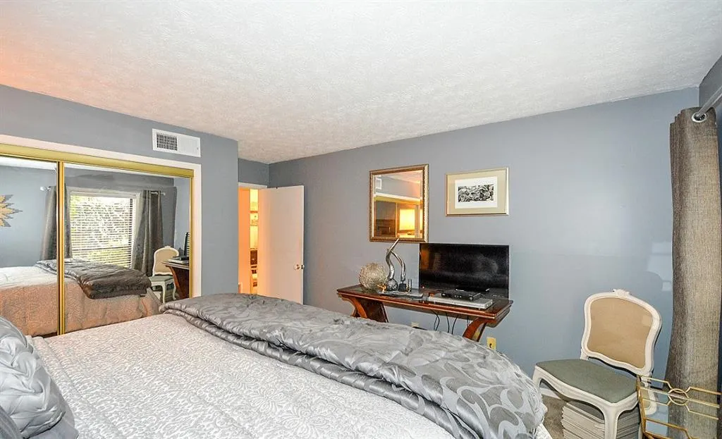 105 River Run Drive Unit 105, Sandy Springs, Georgia 30350, 1 Bedroom Bedrooms, ,1 BathroomBathrooms,Residential,Sold,105 River Run Drive Unit 105,5938700