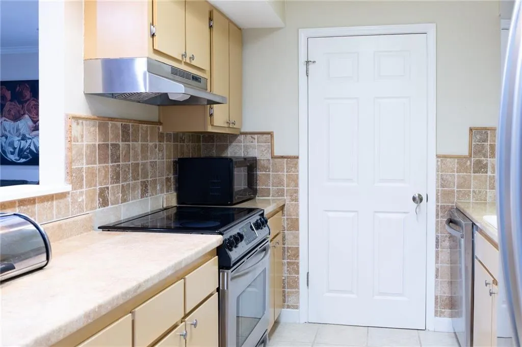 4007 Wingate Way, Sandy Springs, Georgia 30350, 1 Bedroom Bedrooms, ,1 BathroomBathrooms,Residential,Sold,4007 Wingate Way,7232262