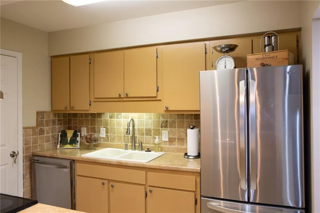 4007 Wingate Way, Sandy Springs, Georgia 30350, 1 Bedroom Bedrooms, ,1 BathroomBathrooms,Residential,Sold,4007 Wingate Way,7232262