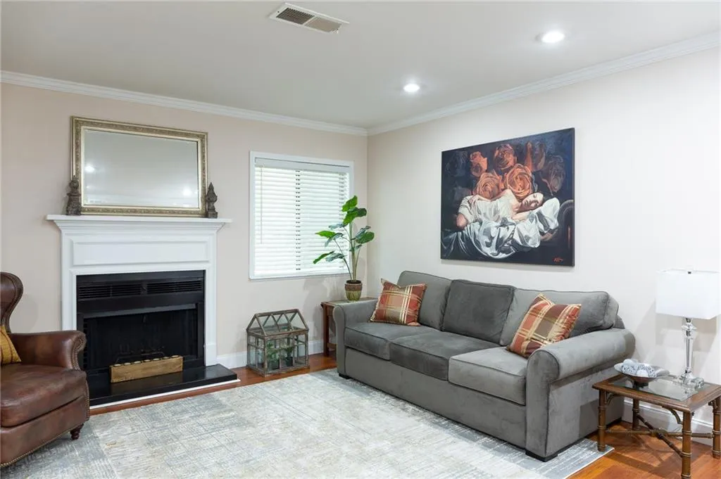 4007 Wingate Way, Sandy Springs, Georgia 30350, 1 Bedroom Bedrooms, ,1 BathroomBathrooms,Residential,Sold,4007 Wingate Way,7232262