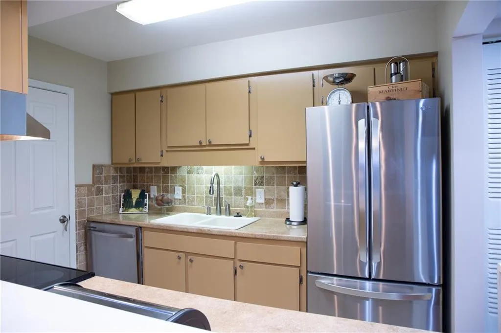 4007 Wingate Way, Sandy Springs, Georgia 30350, 1 Bedroom Bedrooms, ,1 BathroomBathrooms,Residential,Sold,4007 Wingate Way,7232262